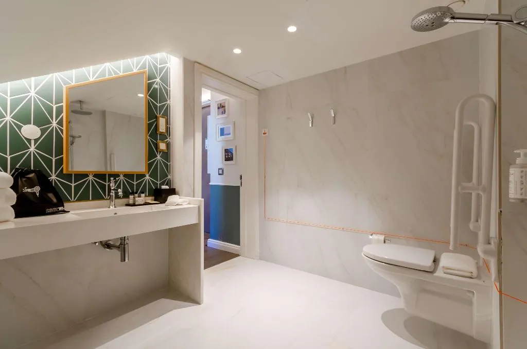 Room, The Emerald House Lisbon, Curio Collection by Hilt, Lisbon