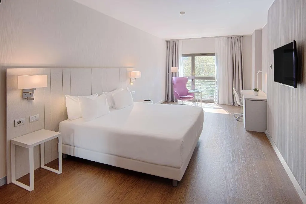 DOUBLE SUPERIOR WITH VIEWS Room, NH Lecco Pontevecchio, Milan
