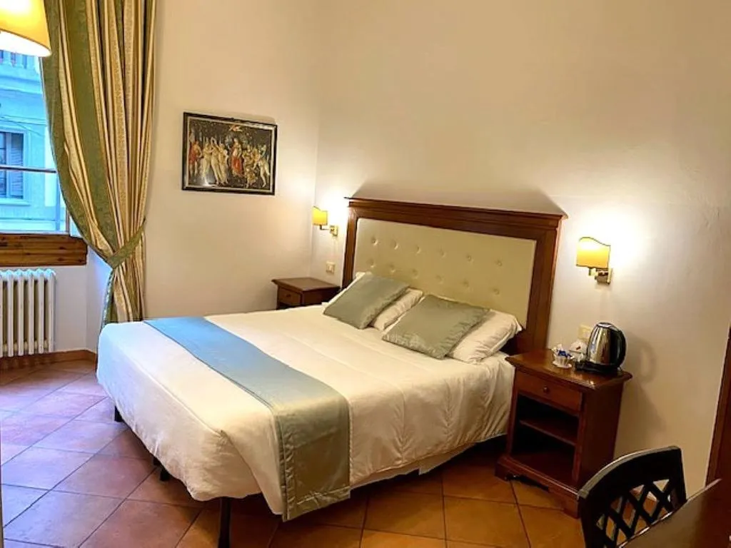 Double or Twin STANDARD Room, Cimabue, Florence