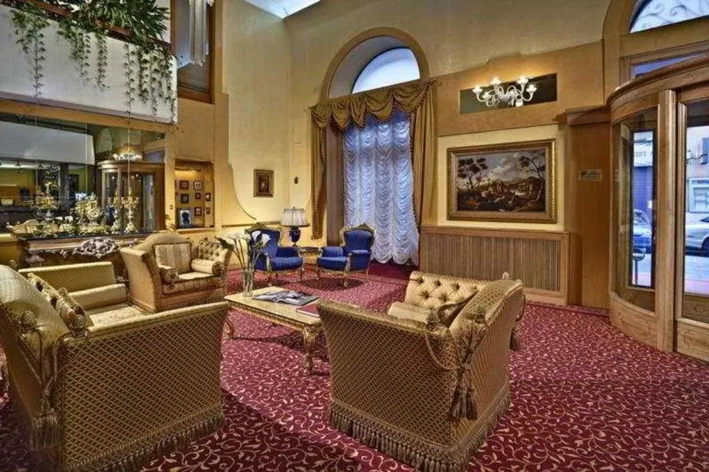 Lobby, Mondial, Rome