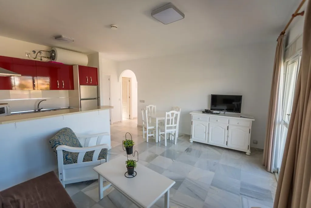 APARTMENT WITH TERRACE Room, Las Rosas de Capistrano, Costa Del Sol