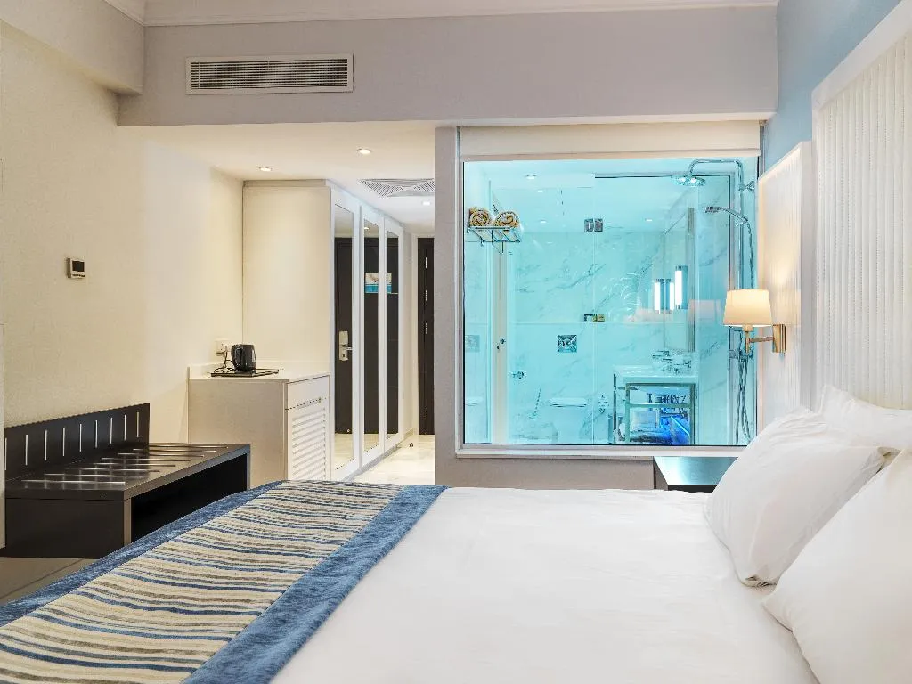 SINGLE DELUXE Room, Olympic Lagoon Resort, Cyprus