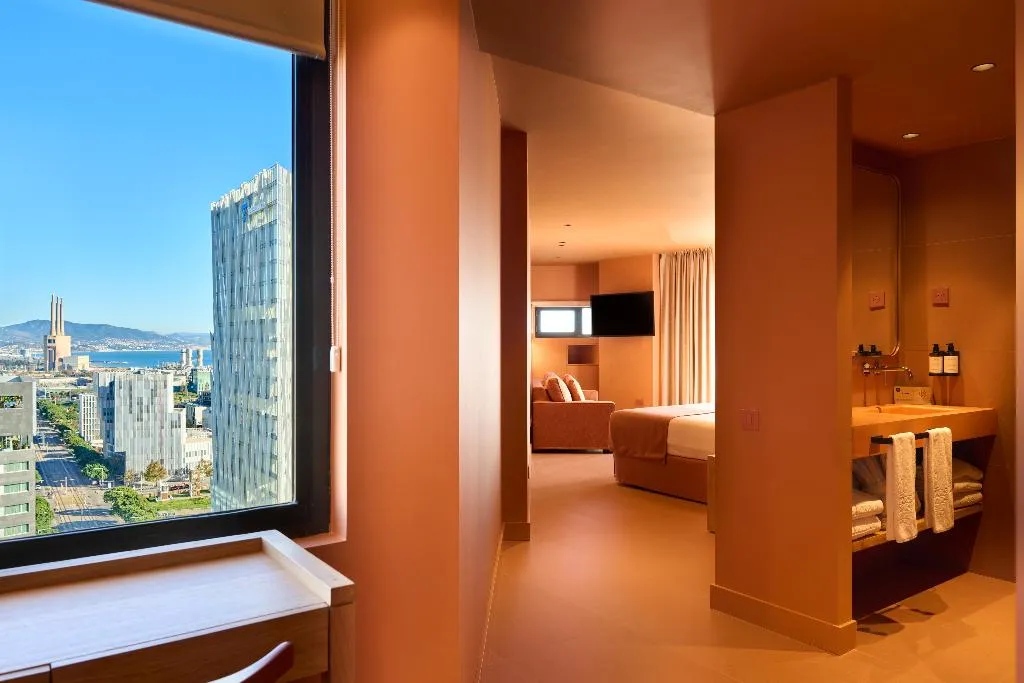 QUADRUPLE SUPERIOR Room, Barcelona Princess, Barcelona