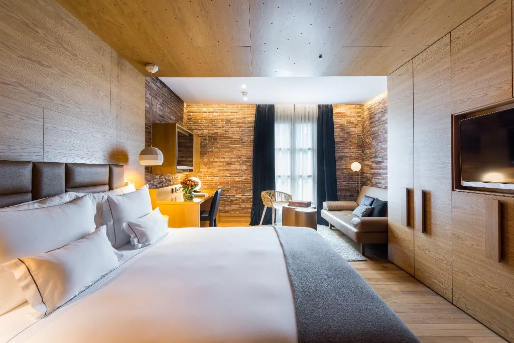 JUNIOR SUITE CAPACITY 1 Room, Monument Hotel, Barcelona