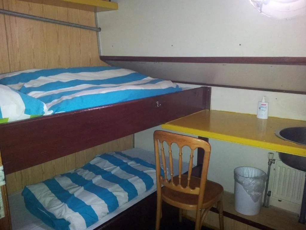 Room, Intersail Hostel Amsterdam, Amsterdam