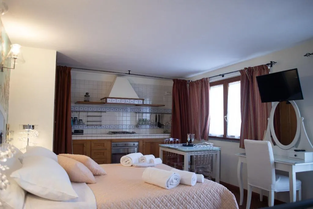 Room, Bed Boutique Napoli Colors, Naples
