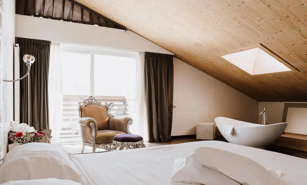 Room, Lac Salin Spa & Mountain Resort, Milan