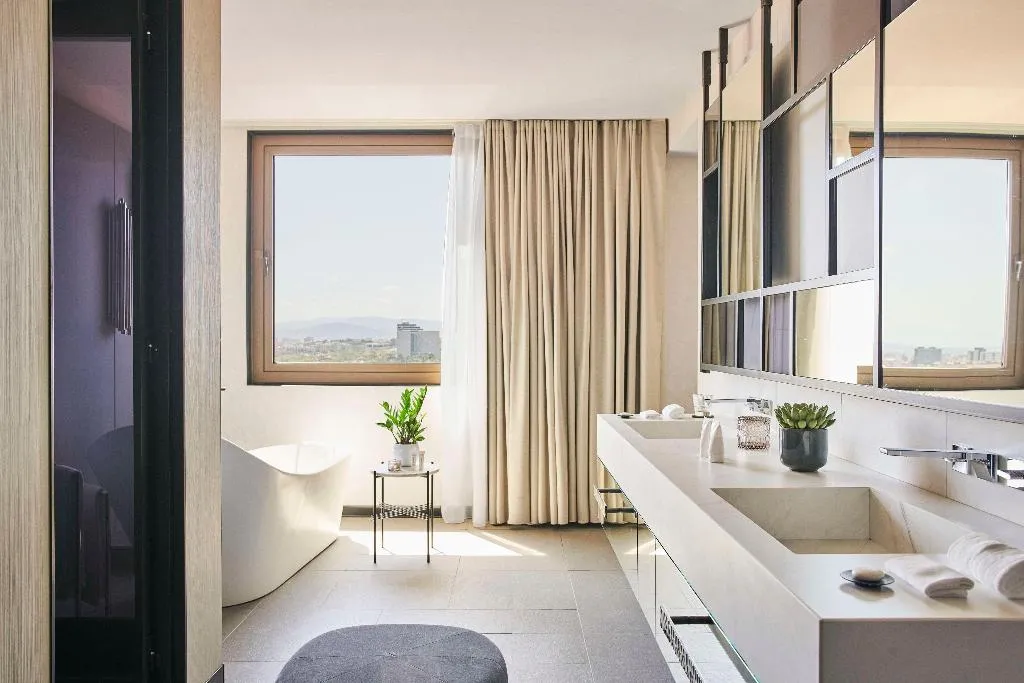 Room, Grand Hyatt Barcelona, Barcelona