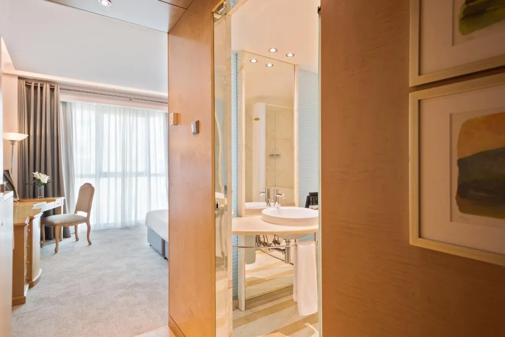 Room, Melia Athens, Athens