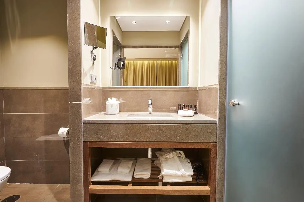 DOUBLE CLASSIC Room, PortoBay Liberdade, Lisbon