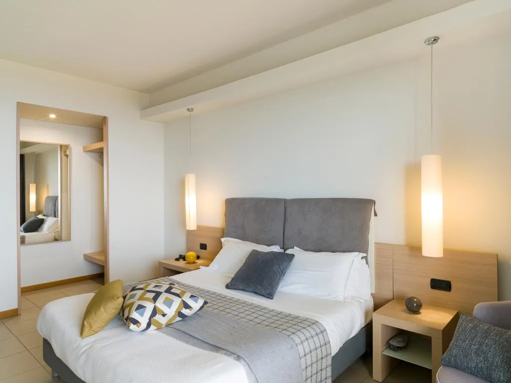 DOUBLE SUPERIOR Room, Esperia Palace Hotel & Resort Spa, Catania