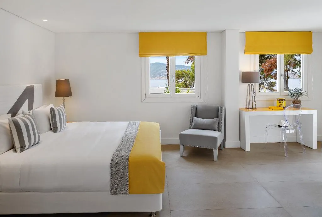 JUNIOR SUITE SIDE SEA VIEW Room, Marpunta Resort, Alonnisos Island