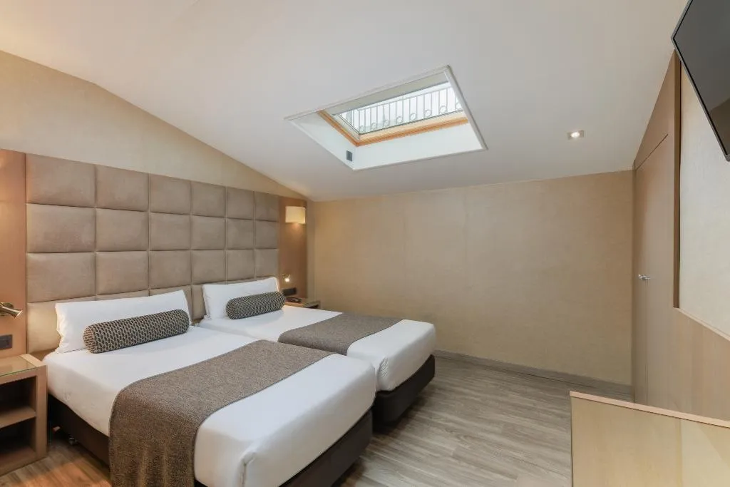 DOUBLE SINGLE USE STANDARD Room, Suizo, Barcelona
