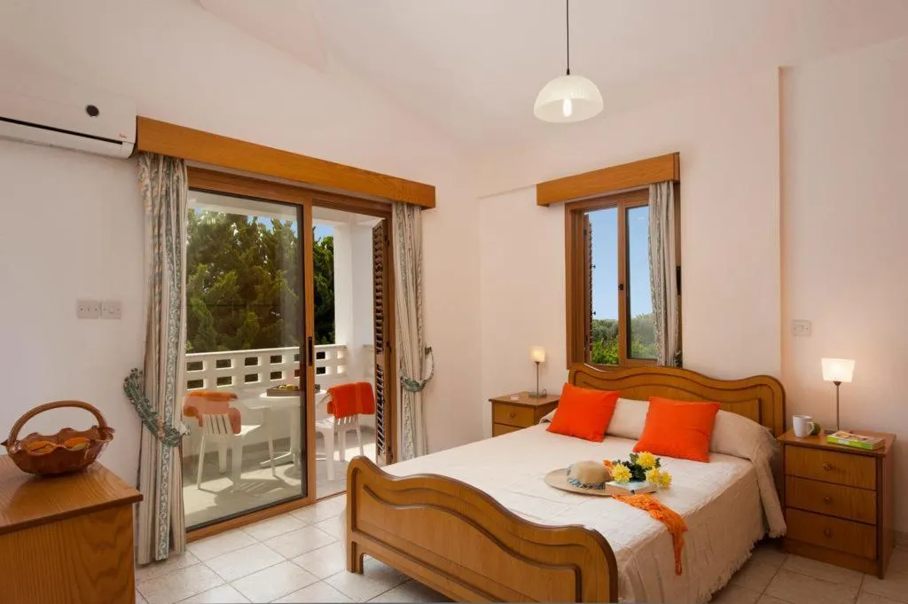 Room, Panareti Coral Bay Resort, Cyprus