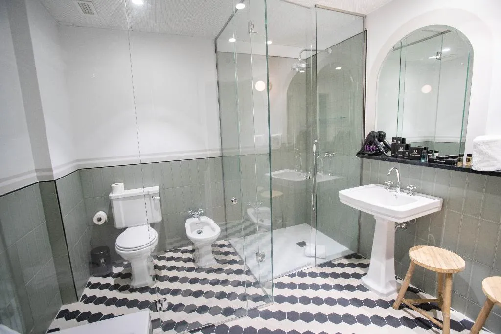 JUNIOR SUITE STANDARD Room, Soho Boutique Congreso, Madrid