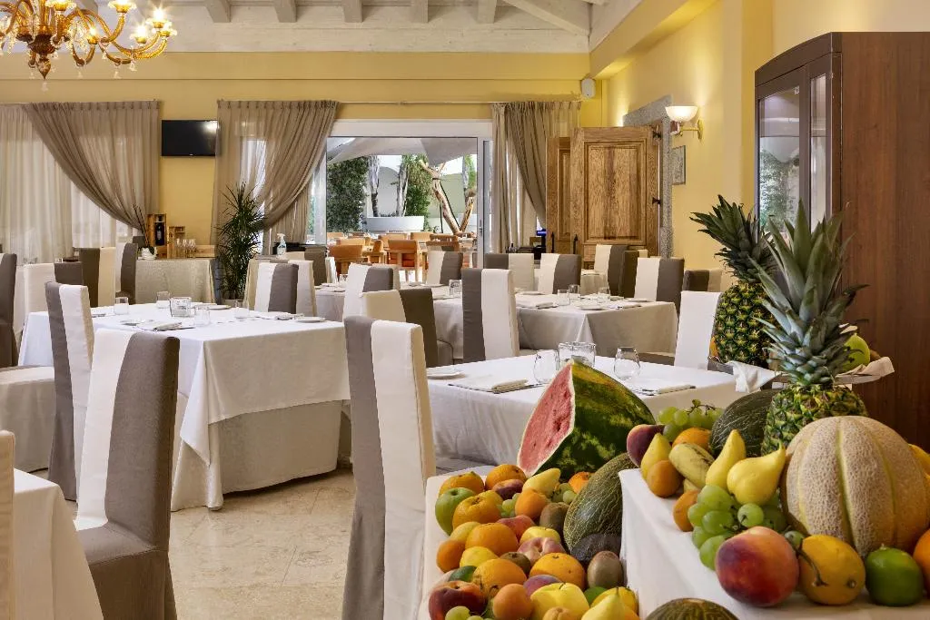 Restaurant, Grand Hotel Cannigione 5*L, Olbia