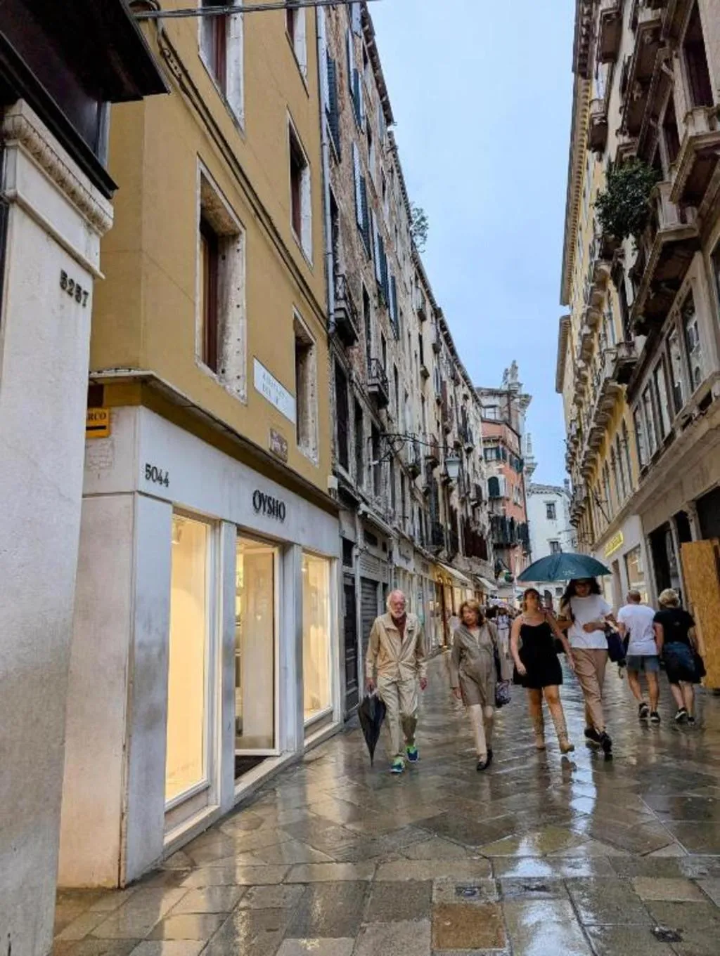 General view, Ca' Rialto House, Venice