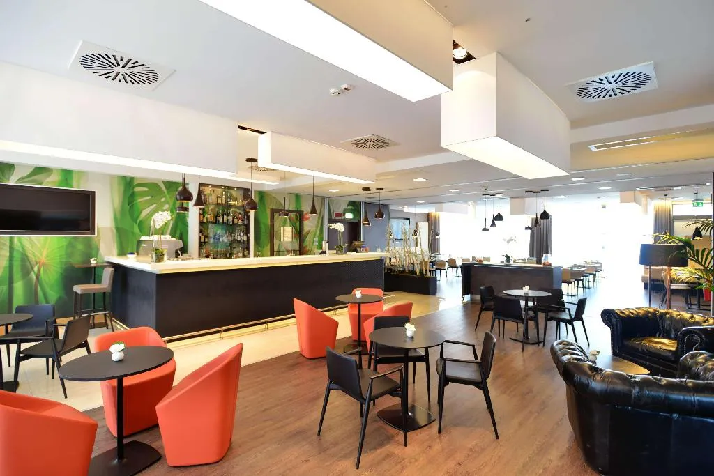 Restaurant, Hilton Garden Inn Milan North, Milan