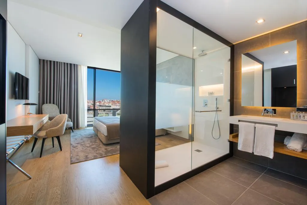 FAMILY ROOM SUPERIOR Room, Iberostar Selection Lisboa, Lisbon