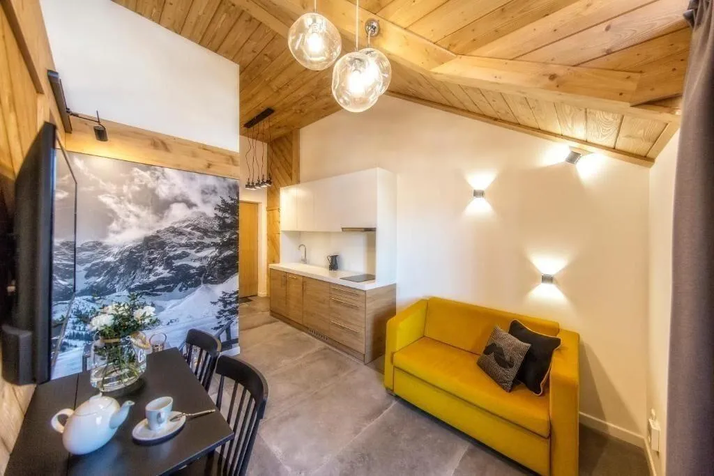Room, ApartHotel Giewont, Krakow