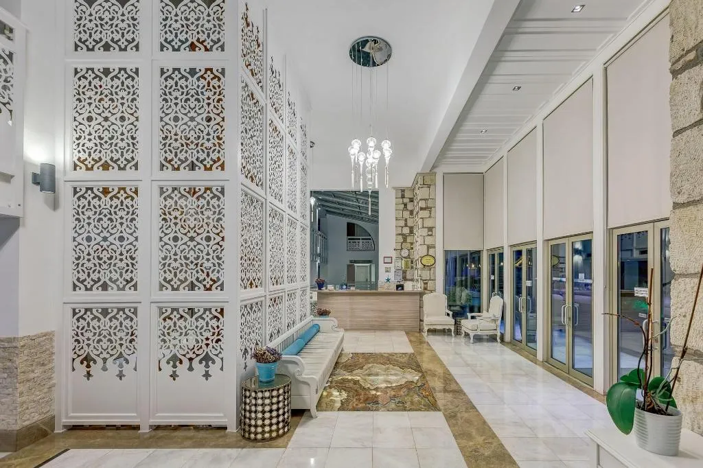Lobby, Antmare Hotel, Izmir
