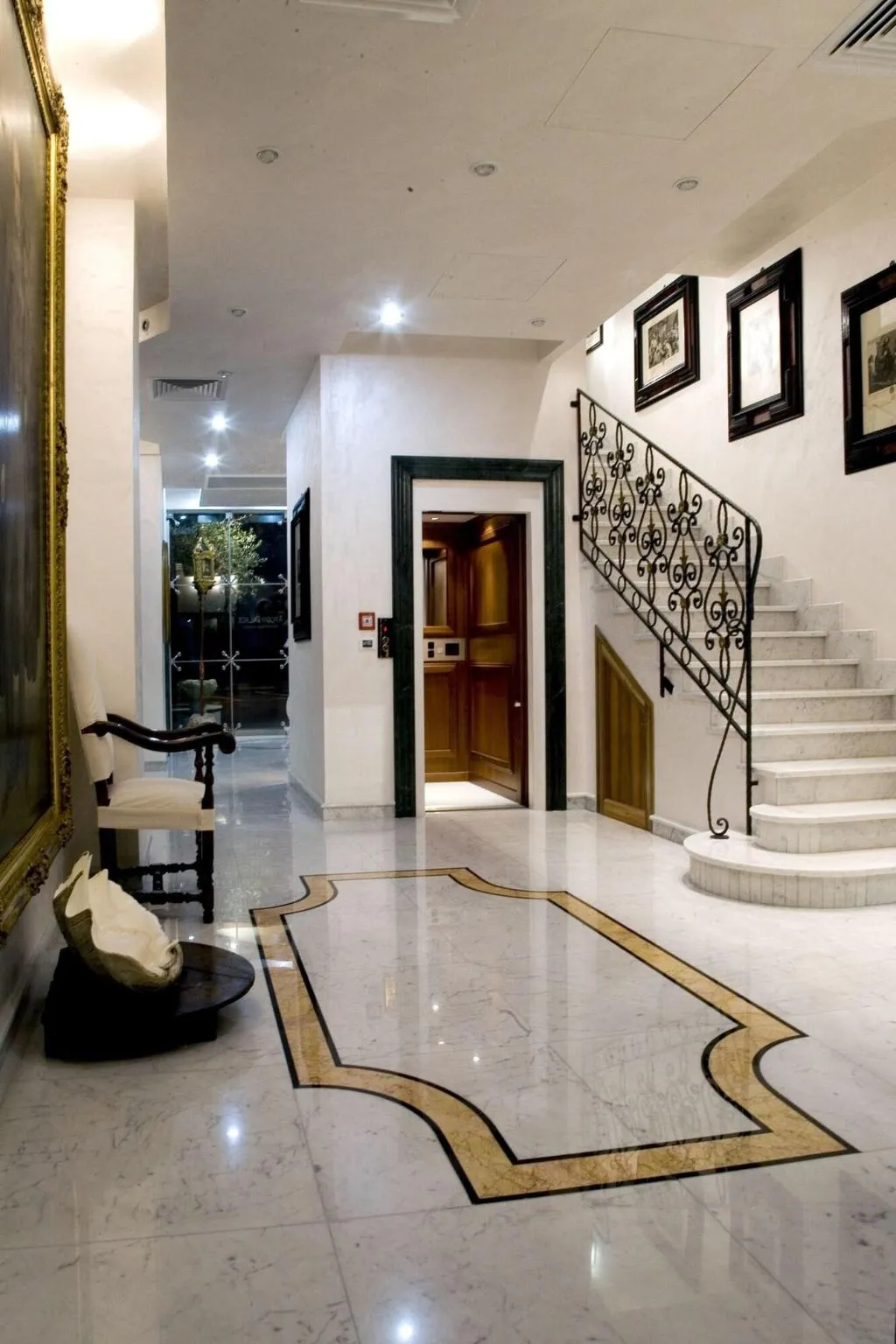 Lobby, Arcom Palace, Rome