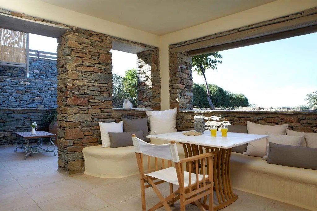 Room, Diles & Rinies, Mykonos