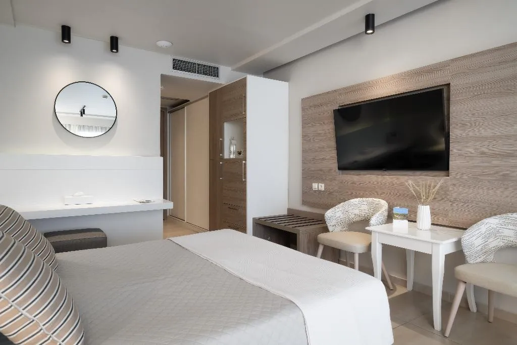FAMILY ROOM SEA VIEW Room, Kassandra Bay Resort, Suites & SPA, Skiathos