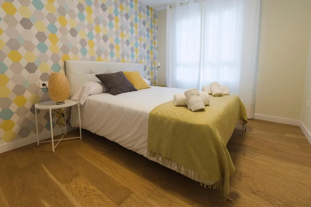APARTMENT TWO BEDROOMS Room, HQ Rooms San Vicente, Valencia
