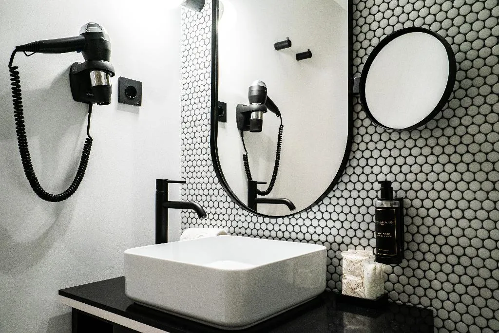 APARTMENT CAPACITY 7 TWO BEDROOMS Room, SmartRental Collection Gran Vía Capital, Madrid