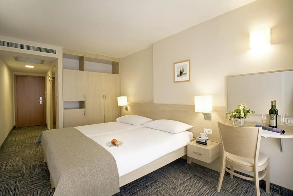 TWIN SUPERIOR Room, Valamar Sanfior Hotel & Casa, Istria