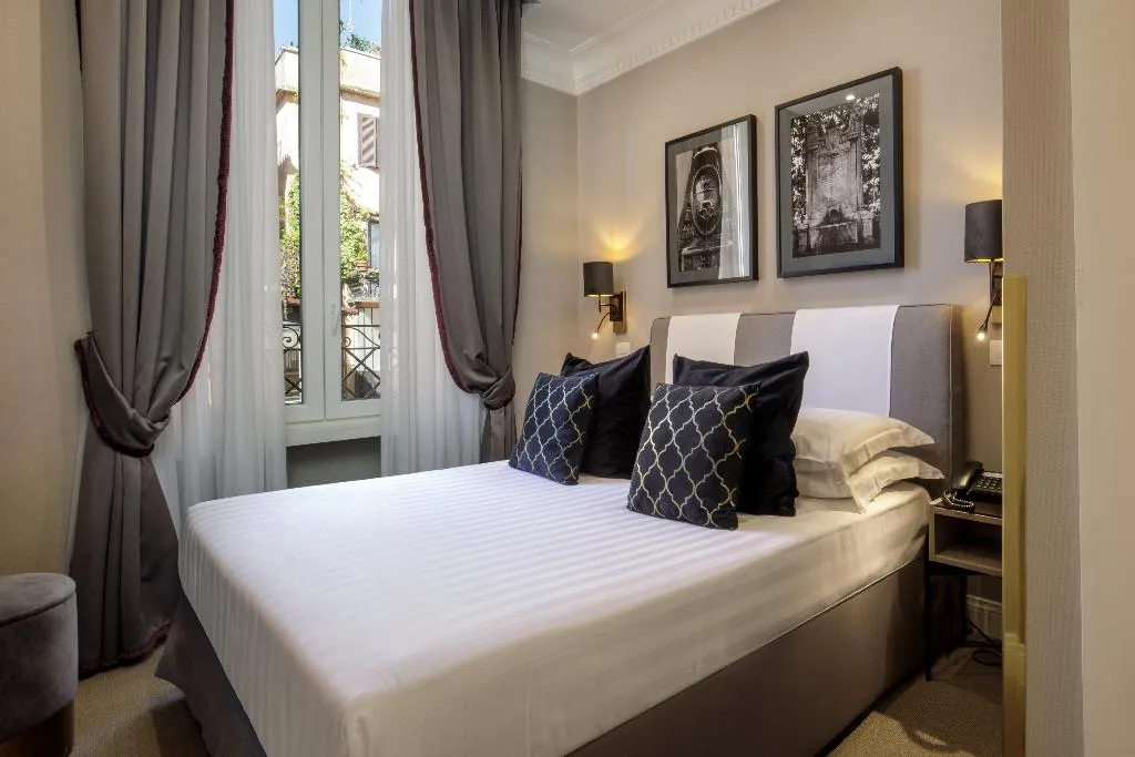 DOUBLE STANDARD Room, Condotti Boutique Hotel, Rome