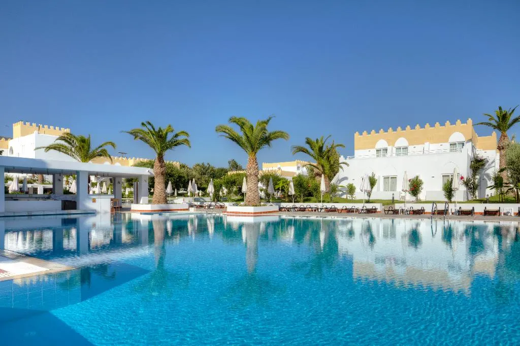 Pool, Platanista, Kos