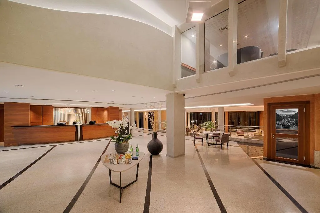 Lobby, NH Lecco Pontevecchio, Milan