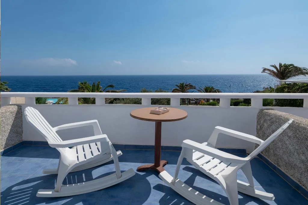 BUNGALOW SEA VIEW WITH AIR CONDITIONING Room, Kalypso Cretan Village Resort and Spa, Crete
