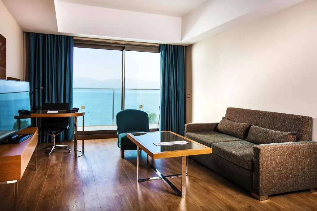 JUNIOR SUITE SEA VIEW Room, Liberty Kusadasi, Izmir