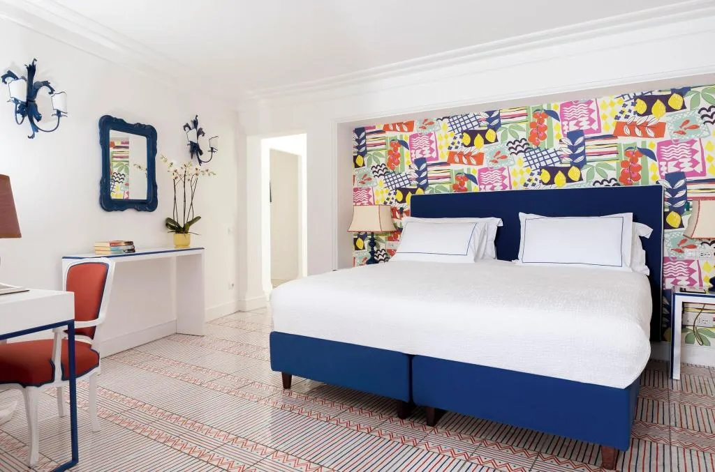 DOUBLE DELUXE QUEEN BED Room, Il San Pietro, Naples