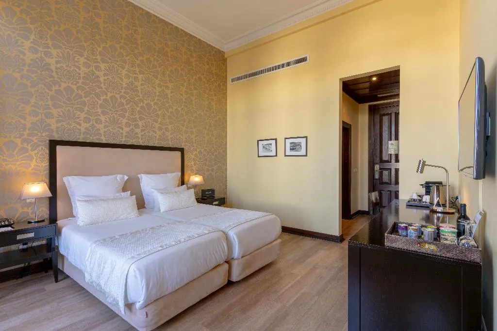 TRIPLE STANDARD Room, Hotel Inglaterra - Charme & Boutique, Lisbon