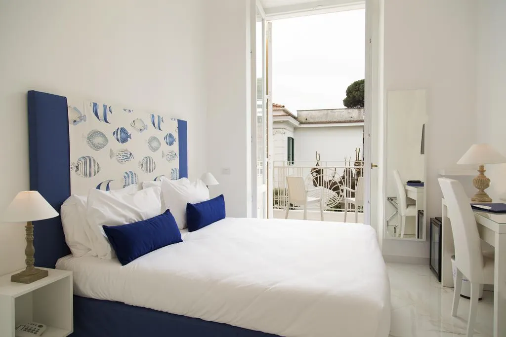 TWIN SUPERIOR WITH BALCONY Room, Hotel Crawford, Naples