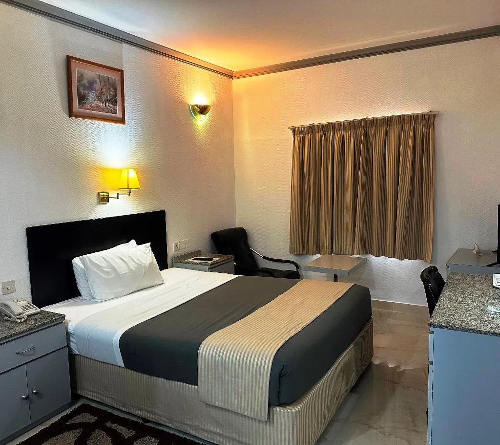 Room, Grand Astoria Hotel, Dubai