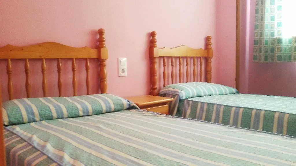 APARTMENT CAPACITY 6 THREE BEDROOM Room, Gandia Universidad 3000, Valencia