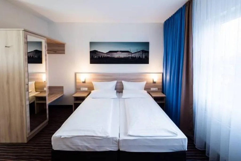 Room, Amber Econtel Berlin Charlottenburg, Berlin