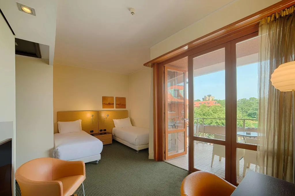 DOUBLE WITH TERRACE Room, NH Milano 2 Residence, Milan
