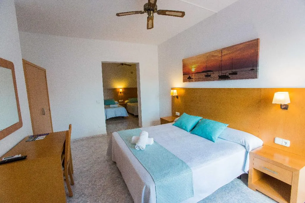 FAMILY ROOM WITH BALCONY Room, Tagomago, Ibiza