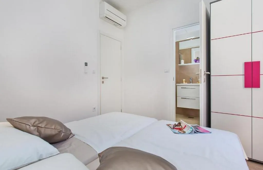 APARTMENT DELUXE TWO BEDROOM Room, Apartments St.Thomas, Dubrovnik