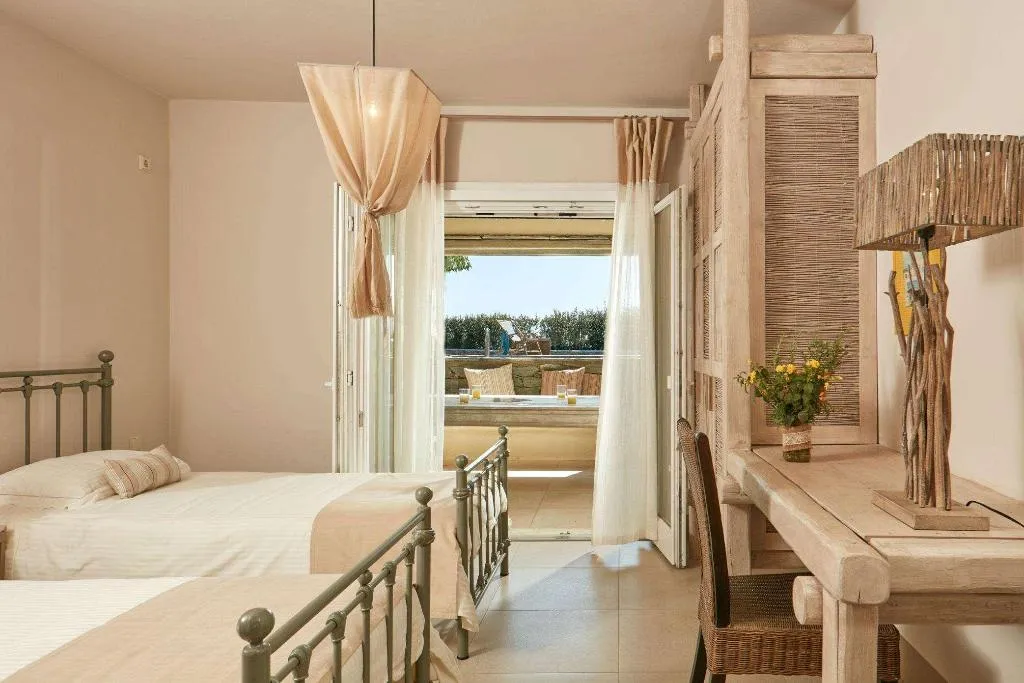 Room, Diles & Rinies, Mykonos
