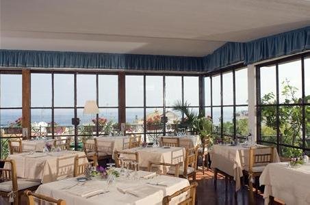 La Villarosa Terme, Naples