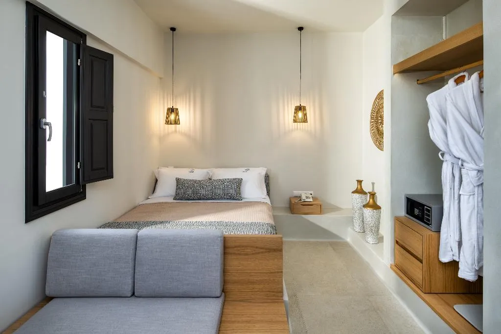 JUNIOR SUITE WITH JACUZZI Room, Venus Sunrise Suites & Villas, Santorini
