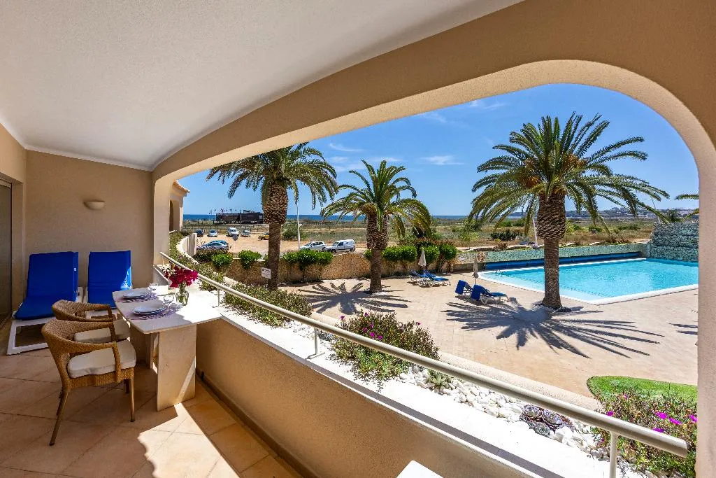 APARTMENT ONE BEDROOM WITH AIR CONDITIONING Room, Vila Palmeira, Algarve