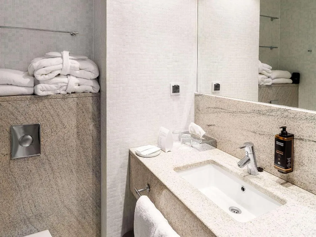 DOUBLE WITH DOUBLE BED Room, Mercure Tallinn, Tallinn